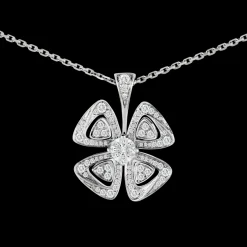Fiorever Necklace